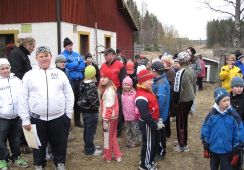 Urho Karin tilalla Kuortaneella tutustumassa navettamuseoon