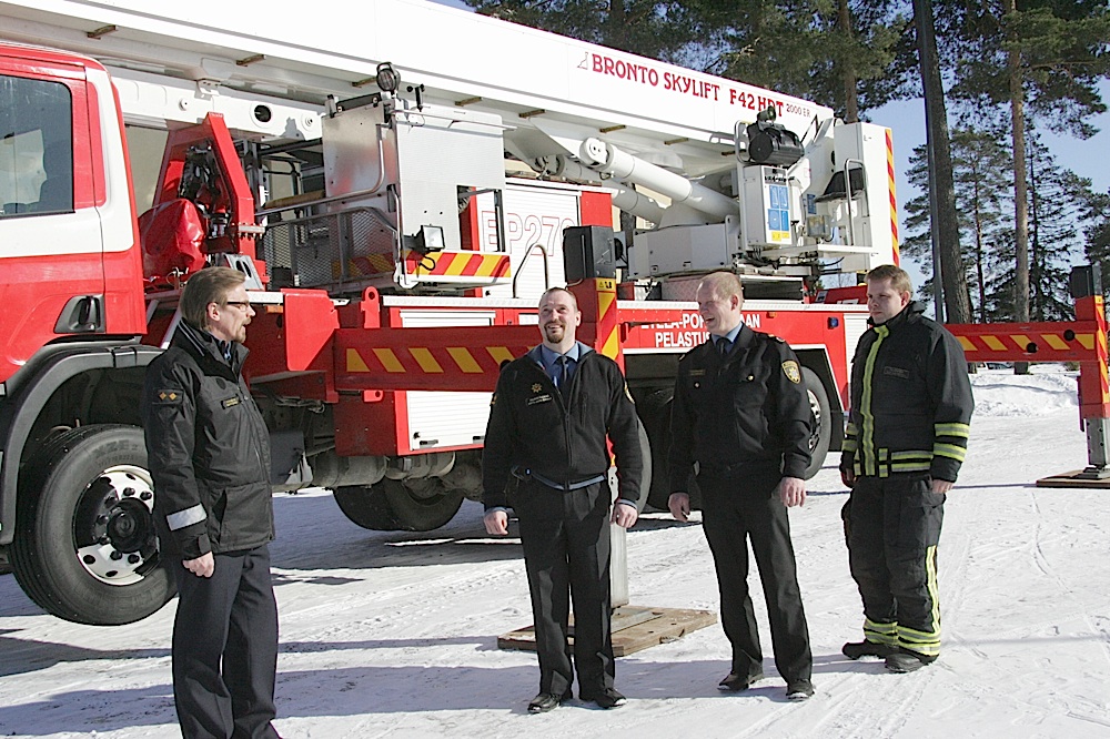 Nostolavan_esittelijät