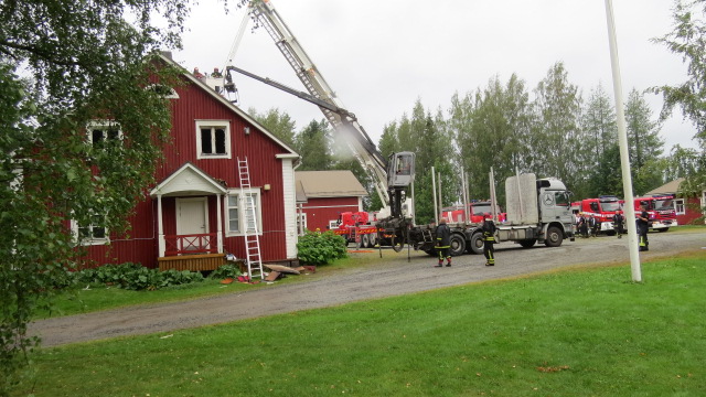Hautakylän koulu