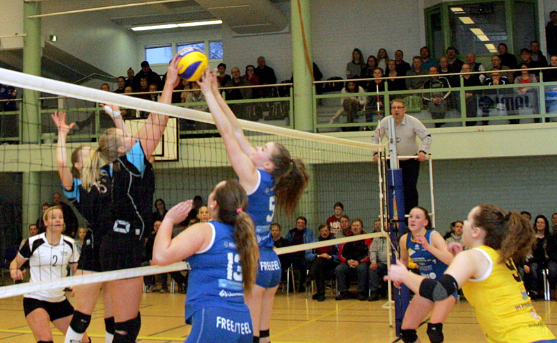 AA-HelVolley