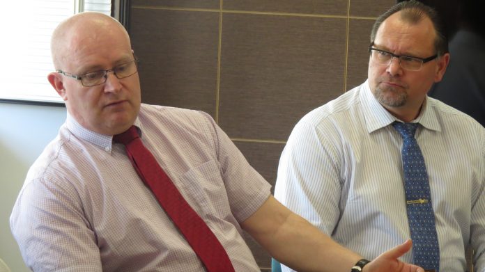 Työministeri Jari Lindström ja kansanedustaja Reijo Hongisto